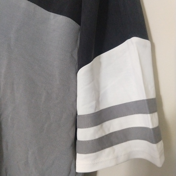 Flirtitude V Neck Sporty T-Shirt JXL - Picture 6 of 7